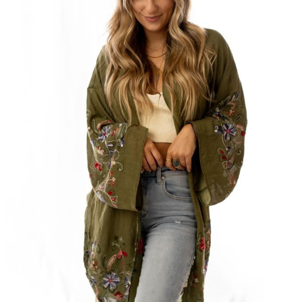 FUN IN FLORALS KIMONO
